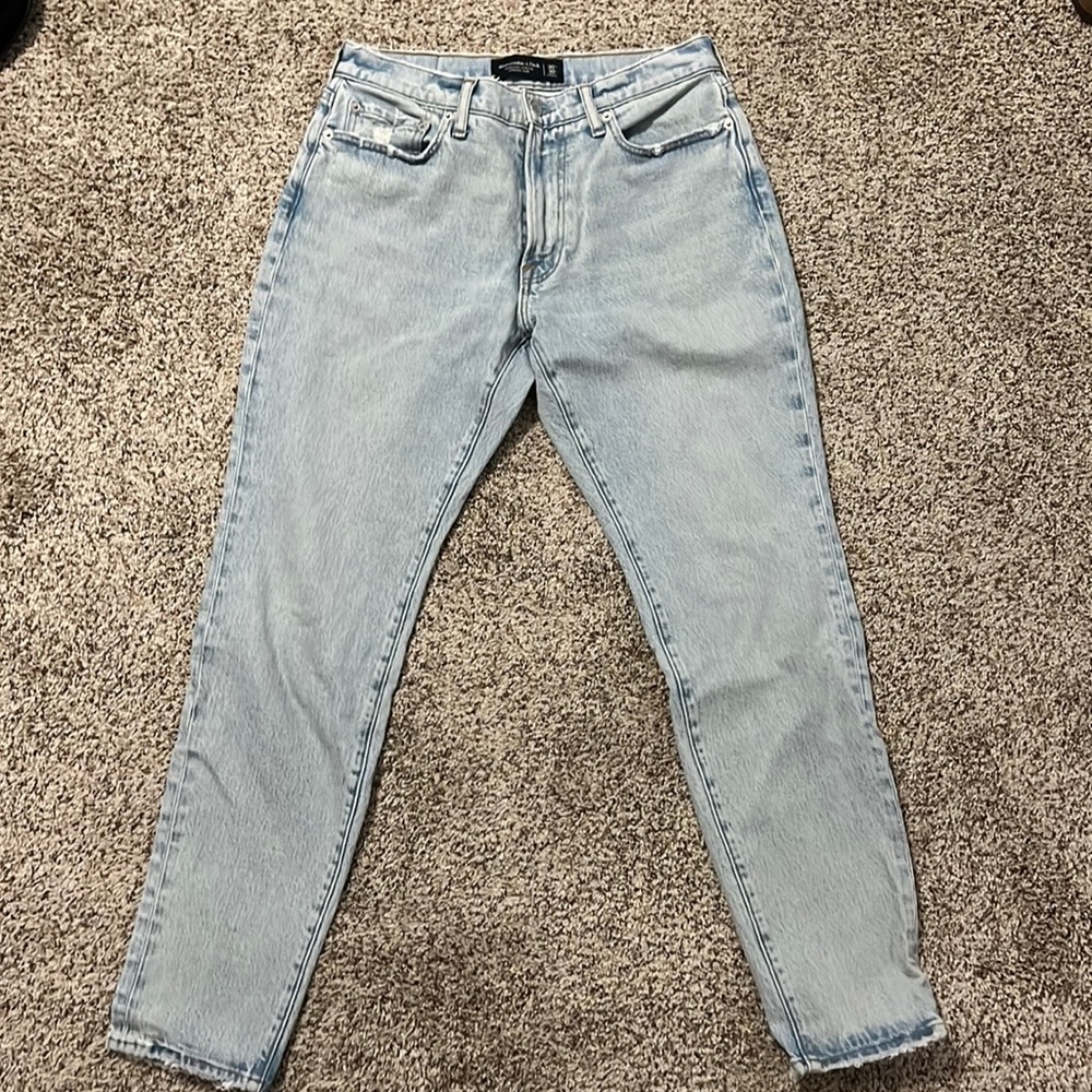 Abercrombie and Fitch Athletic Slim Jean. Size 30x30. Never Worn